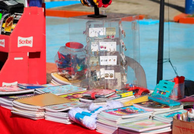 Cuadernos, lápices y otros útiles escolares