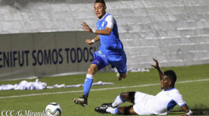 Selección de Nicaragua durante juego amistoso contra Cuba