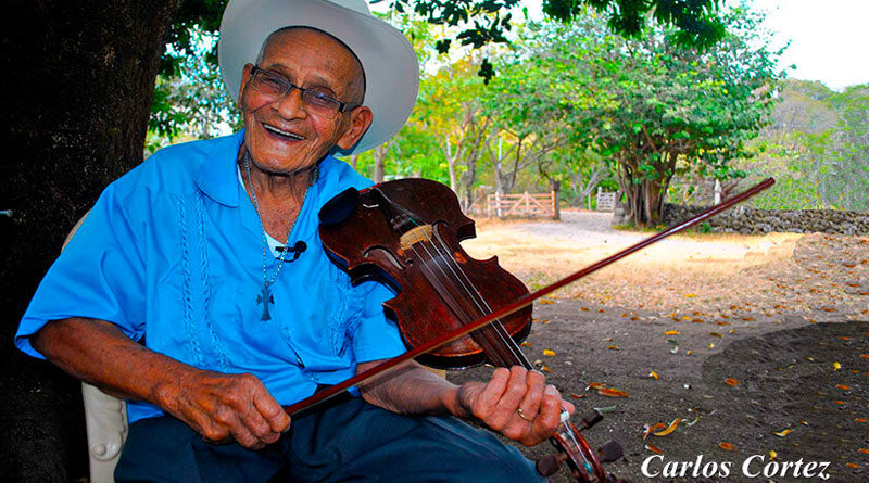 Don Adán Hernández Rocha, autor de El Grito del Bolo