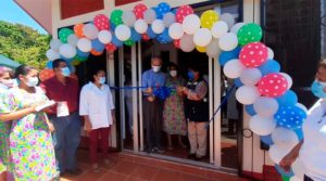 Ministra de Salud junto a embajador de Taiwán en Nicaragua, durante la inauguración de remodelación casa materna Granada