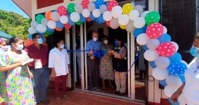 Ministra de Salud junto a embajador de Taiwán en Nicaragua, durante la inauguración de remodelación casa materna Granada