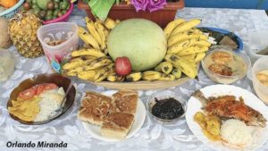 Comidas tradicionales exhibidas durante el festival gastronómico en Chiquilistagua