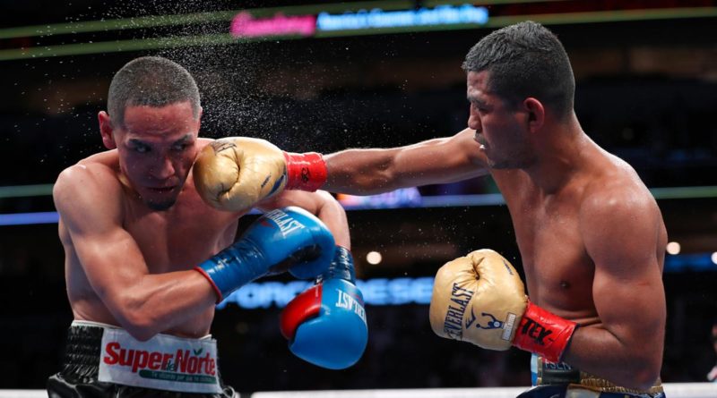 Román “Chocolatito” González peleando contra Francisco “El Gallo” Estrada, en septiembre se realizará la 3ra reyerta.