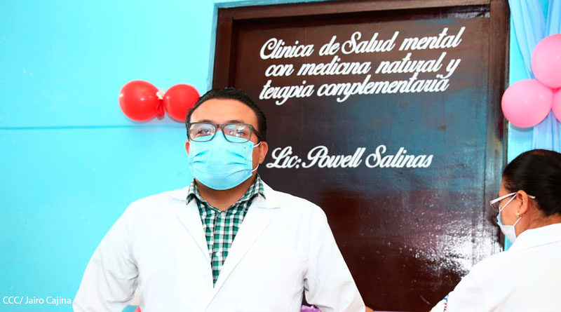 Doctor Powell Salinas, psicólogo del centro de salud Edgard Lang de Managua