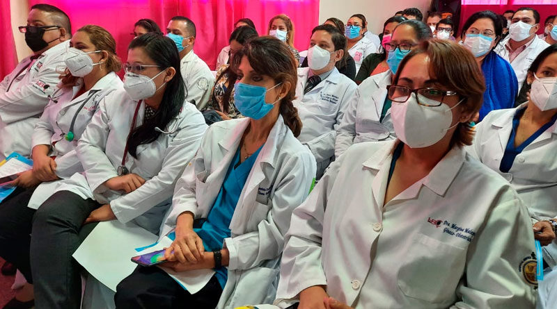 Médicos de Nicaragua en el Primer Foro Nacional e internacional de Espina Bífida