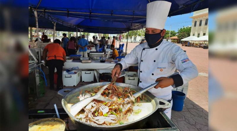 Negocios en feria del Mar