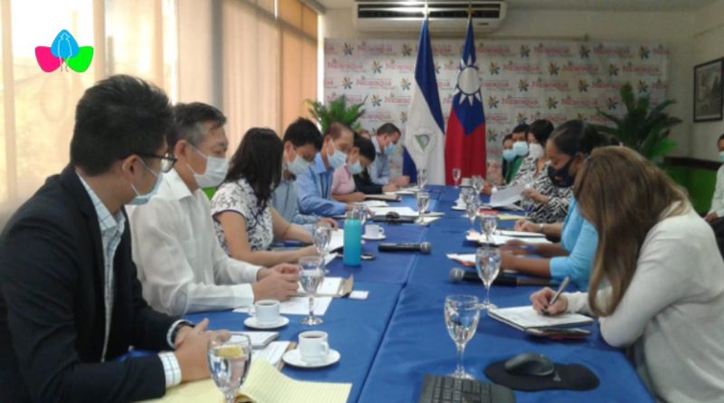 Funcionario del sector turismo en Nicaragua y de la Misión Técnica de Taiwán en el encuentro para la formulación del proyecto “Apoyo al Desarrollo Turístico Sostenible en Nicaragua”.