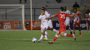 Jugadores del Managua FC y el Real Estelí durante el juego de la jornada 9 del Torneo Clausura 2021, desde el Estadio independencia.