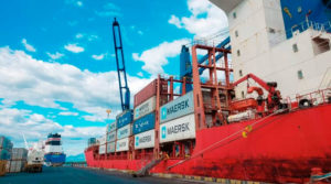 Contenedores con mercadería exportada en el Puerto de Corinto en Chinandega, Nicaragua