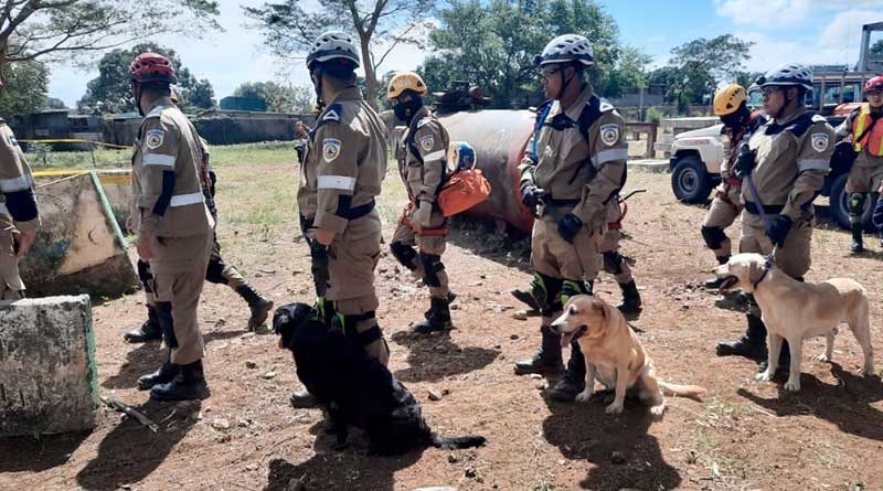 Unidad canina de los Bomberos Unificados de Nicaragua