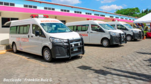 Ambulancias entregadas por el Ministerio de Salud de Nicaragua a las clínicas médicas provisionales de Estelí, Rivas, Chontales, Jinotega y Las Minas