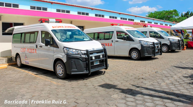 Ambulancias entregadas por el Ministerio de Salud de Nicaragua a las clínicas médicas provisionales de Estelí, Rivas, Chontales, Jinotega y Las Minas