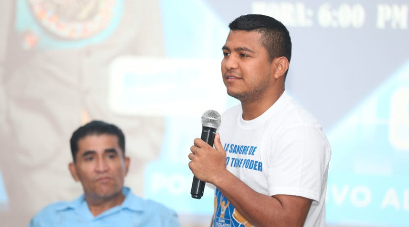 Román “Chocolatito” González durante la conferencia de prensa del Concierto de Agradecimiento este próximo 17 de abril en el Polideportivo Alexis Argüello.