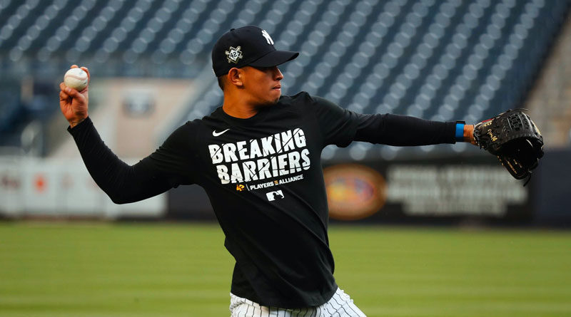 El nicaragüense Jonathan Loáisiga durante un entrenamiento de los Yankees de Nueva York para la MLB.