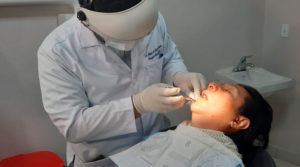 Personal médico del Hospital Manolo Morales de Managua desarrollando jornada quirúrgica maxilofacial y atención tercera molar.