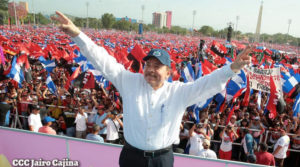 Presidente de Nicaragua, Comandante Daniel Ortega en la Plaza de la Revolución