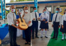 Embajador de Taiwán, Jaime Chi Mu Wu, entregando instrumentos a la Estudiantina de Escuela Normal Alessio Blandón de Managua