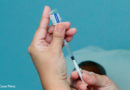 Jeringa de vacuna contra el COVID-19