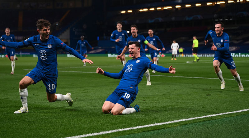 Mason Mount del Chelsea durante la eliminacion del Real Madrid en la semifinal de la UEFA Champions League 2021.