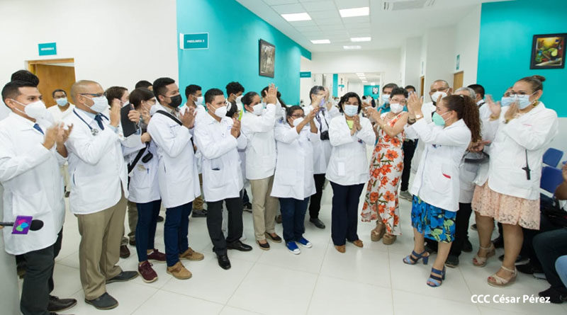 Médicos del Manolo Morales inauguraron la moderna sala de Consulta externa