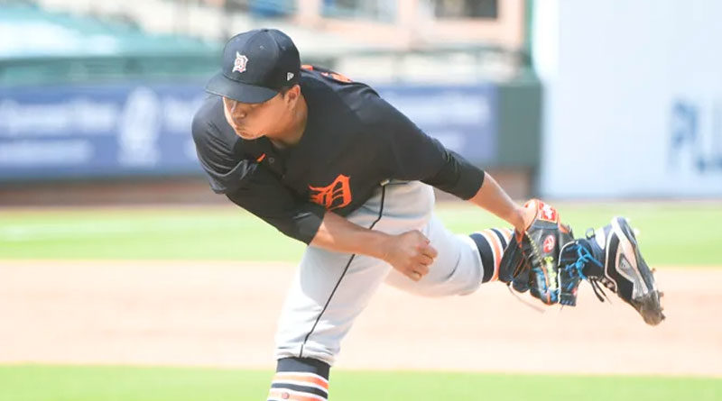 El lanzador de los Tigres, Erasmo Ramírez con los Detroit Tigers en LECOM Park en Bradenton, Florida, el 2 de marzo de 2021.