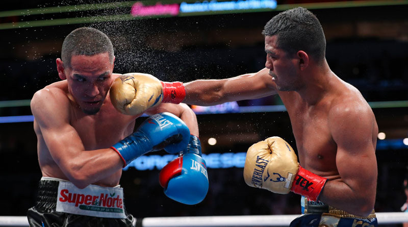 Román “Chocolatito” González y Francisco “El Gallo” Estrada durante su revancha en EEUU, la 3ra podría ser en septiembre.