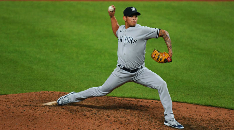 Jonathan Loáisiga durante un juego ante Houston y Erasmo Ramírez debuta con triunfo en Triple A.