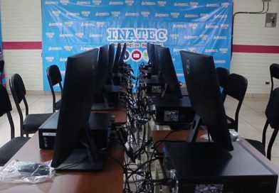 Nuevo laboratorio de computación en el Centro Tecnológico Ricardo Morales Avilés en Diriamba.