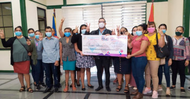 Delegado del MEFCCA en Managua, realiza entrega de financiamiento a emprendedores de Managua