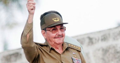 General de Ejército y Héroe de la República de Cuba, Comandante de la Revolución Raúl Castro Ruz
