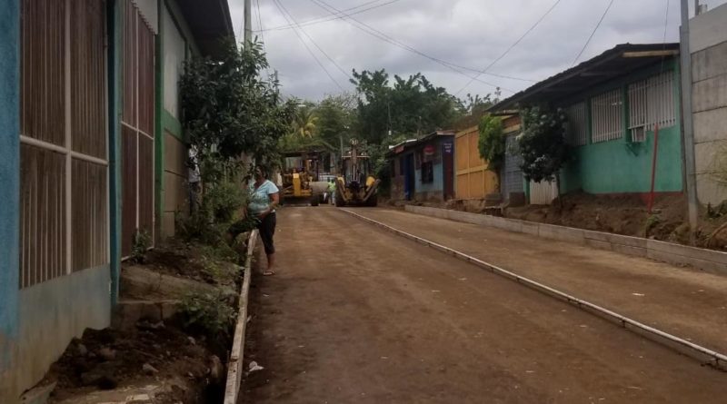 Calle que es construida por la Alcaldía de Managua en el barrio Marcos Somarriba