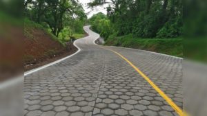 carretera adoquinada Río Blanco-Bocana de Paiwas