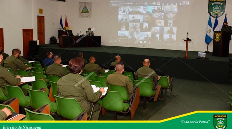 Ejército de Nicaragua durante Seminario de Capacitación sobre el Funcionamiento del Parlamento Centroamericano” (PARLACEN).