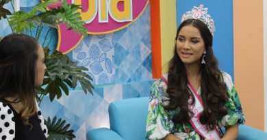 Leylani Leytón, Miss Teen Nicaragua 2021 en el set de Es Mi Día en Canal 4, La Mejor Televisión.
