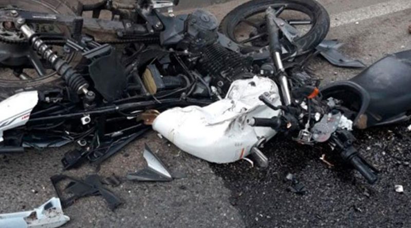 Motocicleta después de un accidente de tránsito
