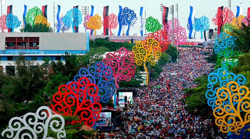 Pueblo de Nicaragua durante la celebración del Triunfo de la Revolución Popular Sandinista.