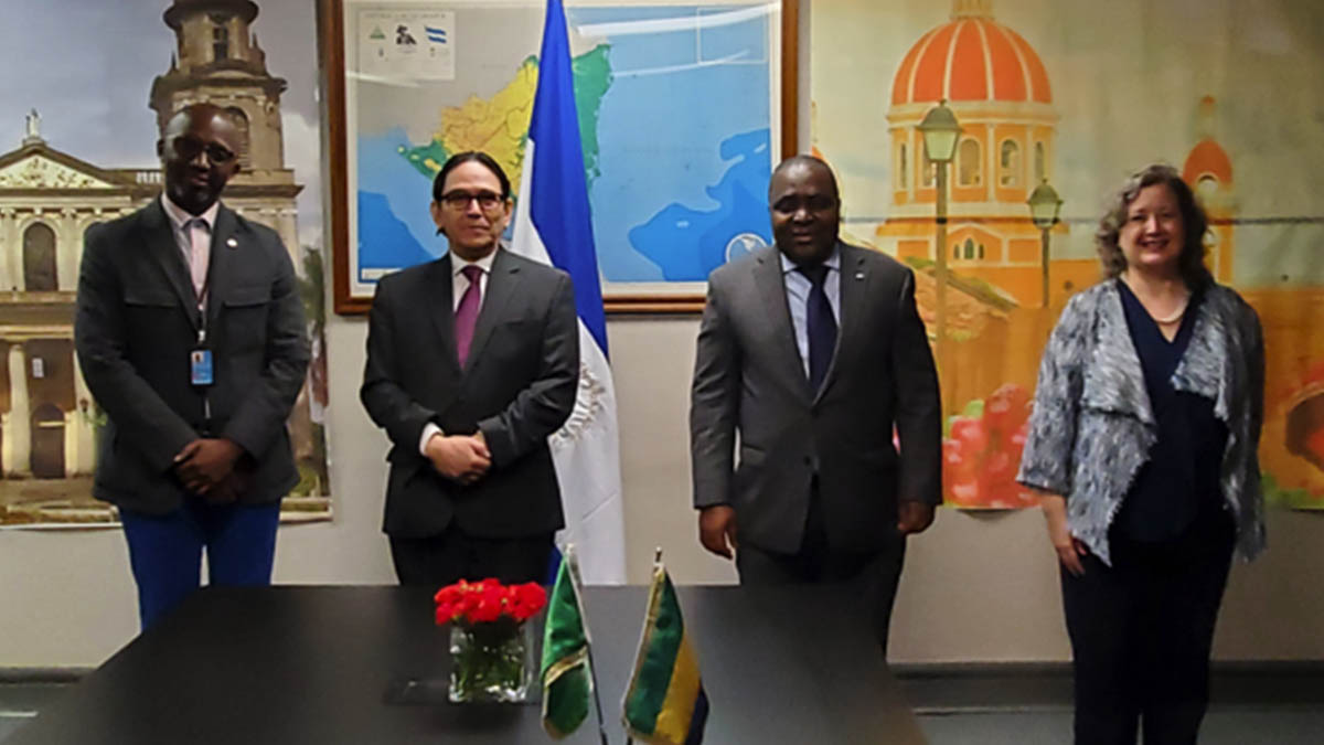 Nicaragua establece relaciones diplomáticas con la República Gabonesa