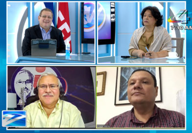 Los periodistas Tirsa Sáenz, Adolfo Pastran y Eliezer Mora en el programa Revista en Vivo con Alberto Mora, este martes 22 de junio de 2021.