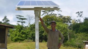 La revolución verde de Nicaragua no solo ha visto inversiones en fuentes de energía renovables, sino también ha llevado energía eléctrica a áreas que antes no tenían acceso.