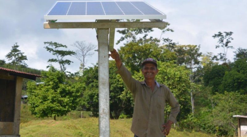 La revolución verde de Nicaragua no solo ha visto inversiones en fuentes de energía renovables, sino también ha llevado energía eléctrica a áreas que antes no tenían acceso.