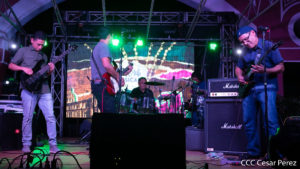 Bandas de Rock tocando en el Festival Rock City de Granada, Nicaragua