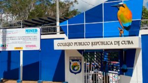 Entrada del Colegio República de Cuba en Managua