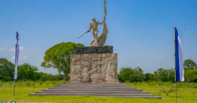 Estatua del General José Dolores Estrada Vado, ubicada en el Museo y Sitio Histórico Hacienda San Jacinto, Tipitapa, Managua.