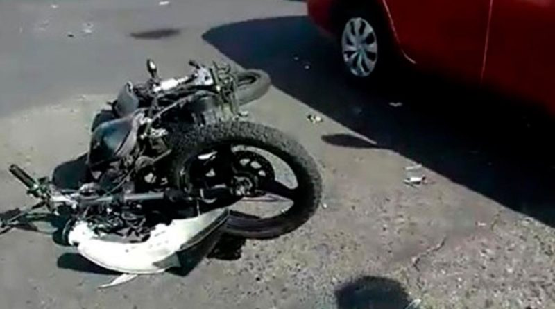 Motocicleta después de accidente de tránsito