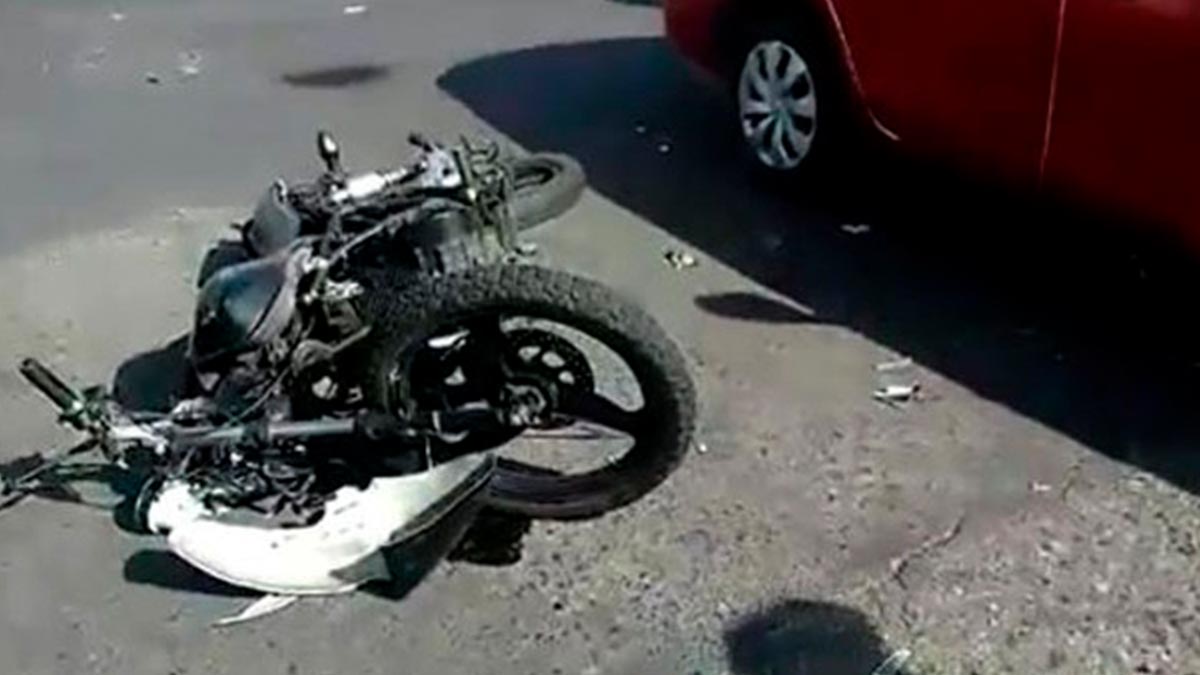 Motociclista fallece tras invadir carril y colisionar con automóvil en Estelí