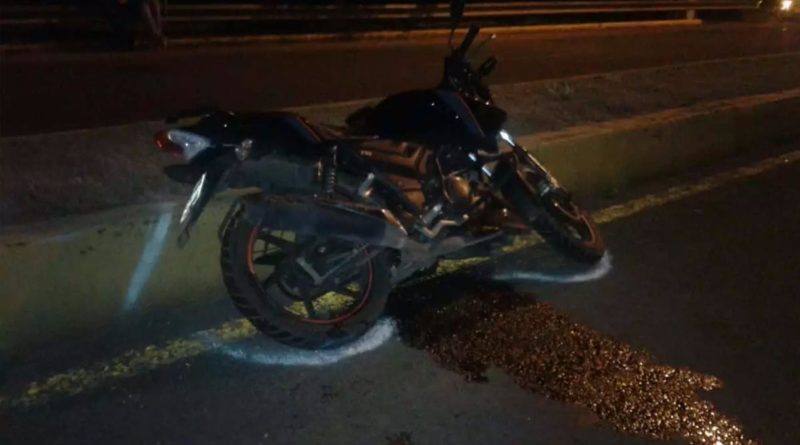 Fallece motociclista que conducía en estado de ebriedad y a exceso de velocidad al colisionar con un camión en Condega, Estelí