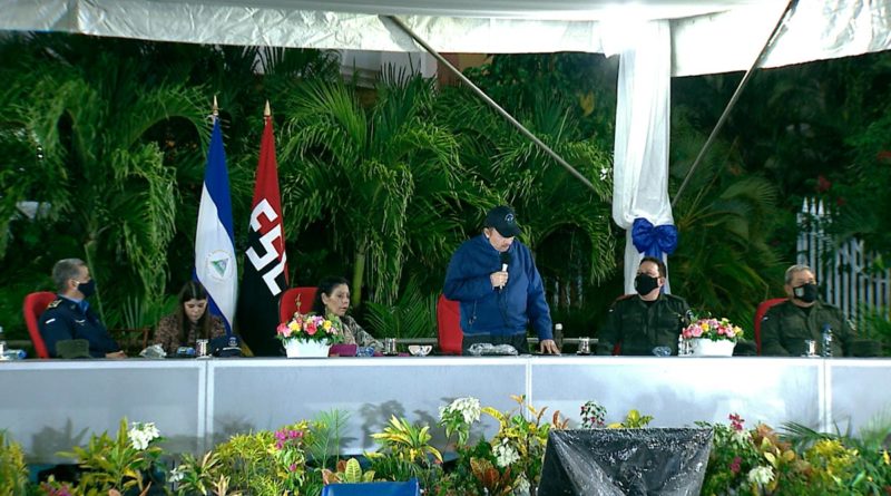 Presidente Comandante Daniel Ortega en el acto del 42 Aniversario de la Fuerza Aérea del Ejército de Nicaragua