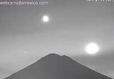 Luna, Venus y Marte caen sobre el volcán Popocatépetl