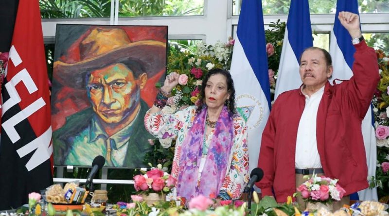 Presidente de la República de Nicaragua, Comandante Daniel Ortega Saavedra y Vicepresidenta de Nicaragua, Compañera Rosario Murillo