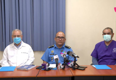 Autoridades de la Policía Nacional y el Instituto de Medicina Legal durante conferencia de prensa